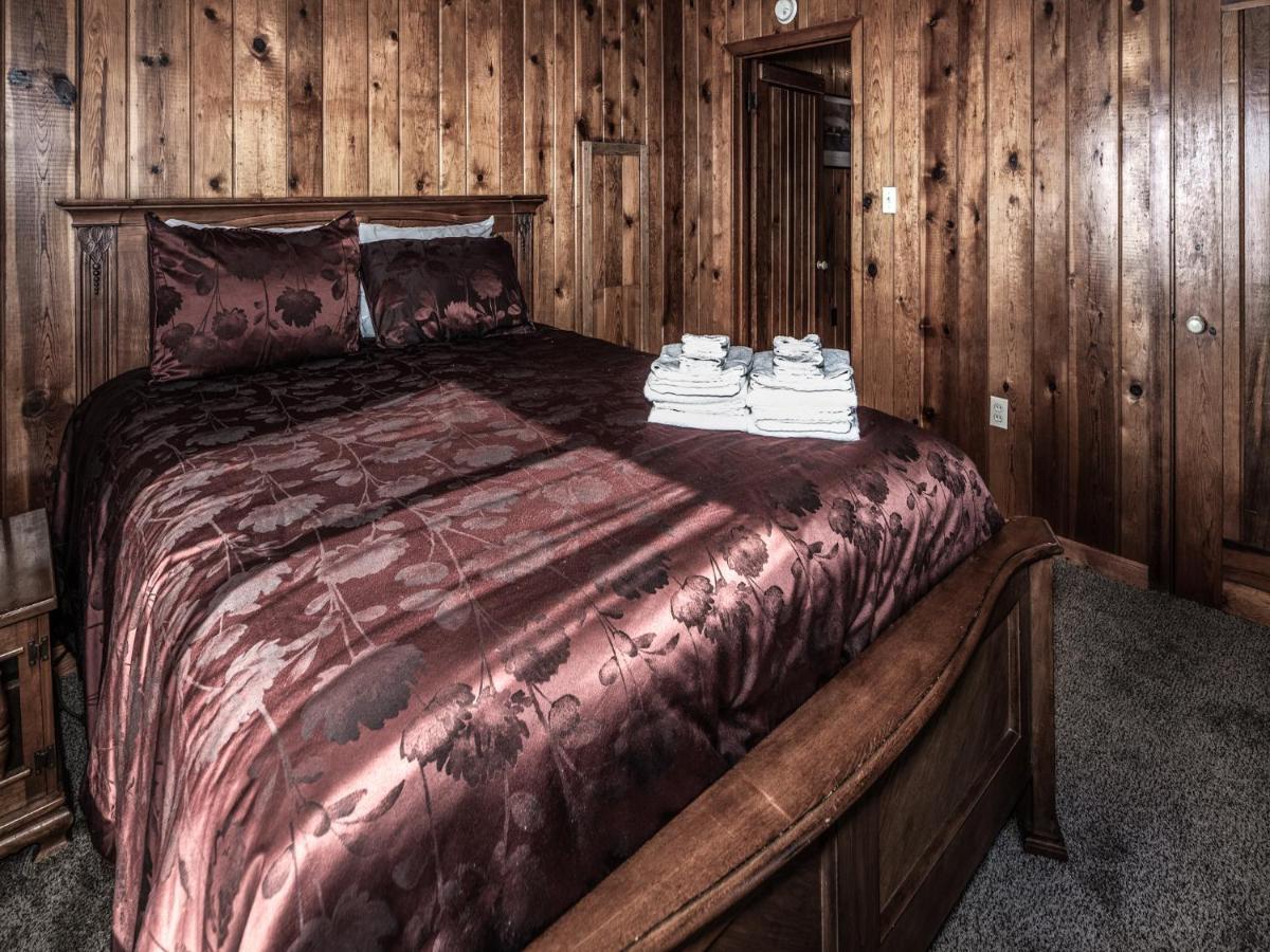 Alpine Cabin, 3 Bedrooms, Deck, Sleeps 8 Ruidoso Bagian luar foto