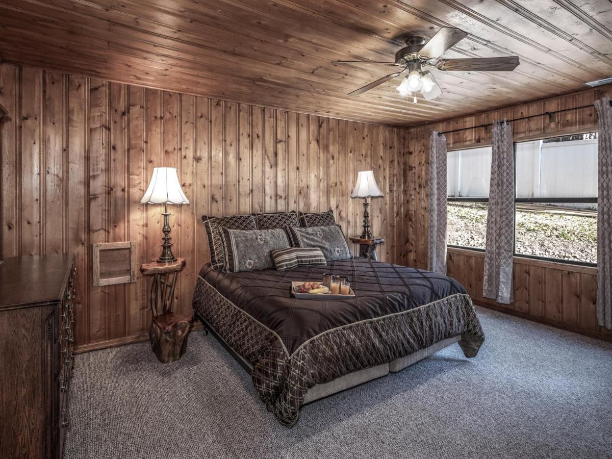 Alpine Cabin, 3 Bedrooms, Deck, Sleeps 8 Ruidoso Bagian luar foto